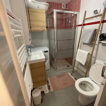Avec Chambre, Terrasse Et Jardinet Proche Plage, Foret Pins, Piste Cyclable, Apartment