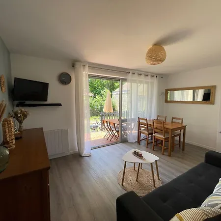 Avec Chambre, Terrasse Et Jardinet Proche Plage, Foret Pins, Piste Cyclable,